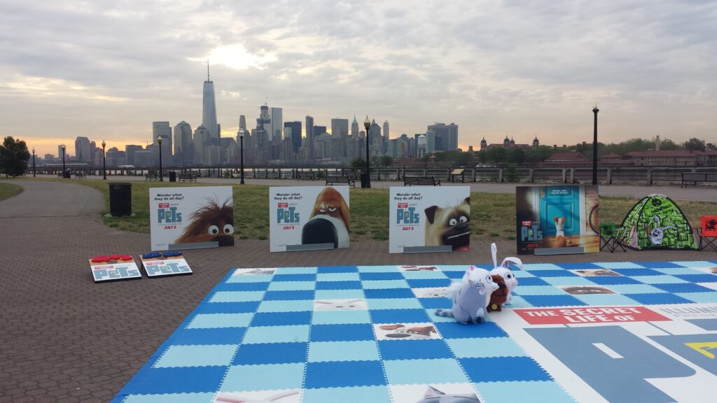 outdoor display solutions